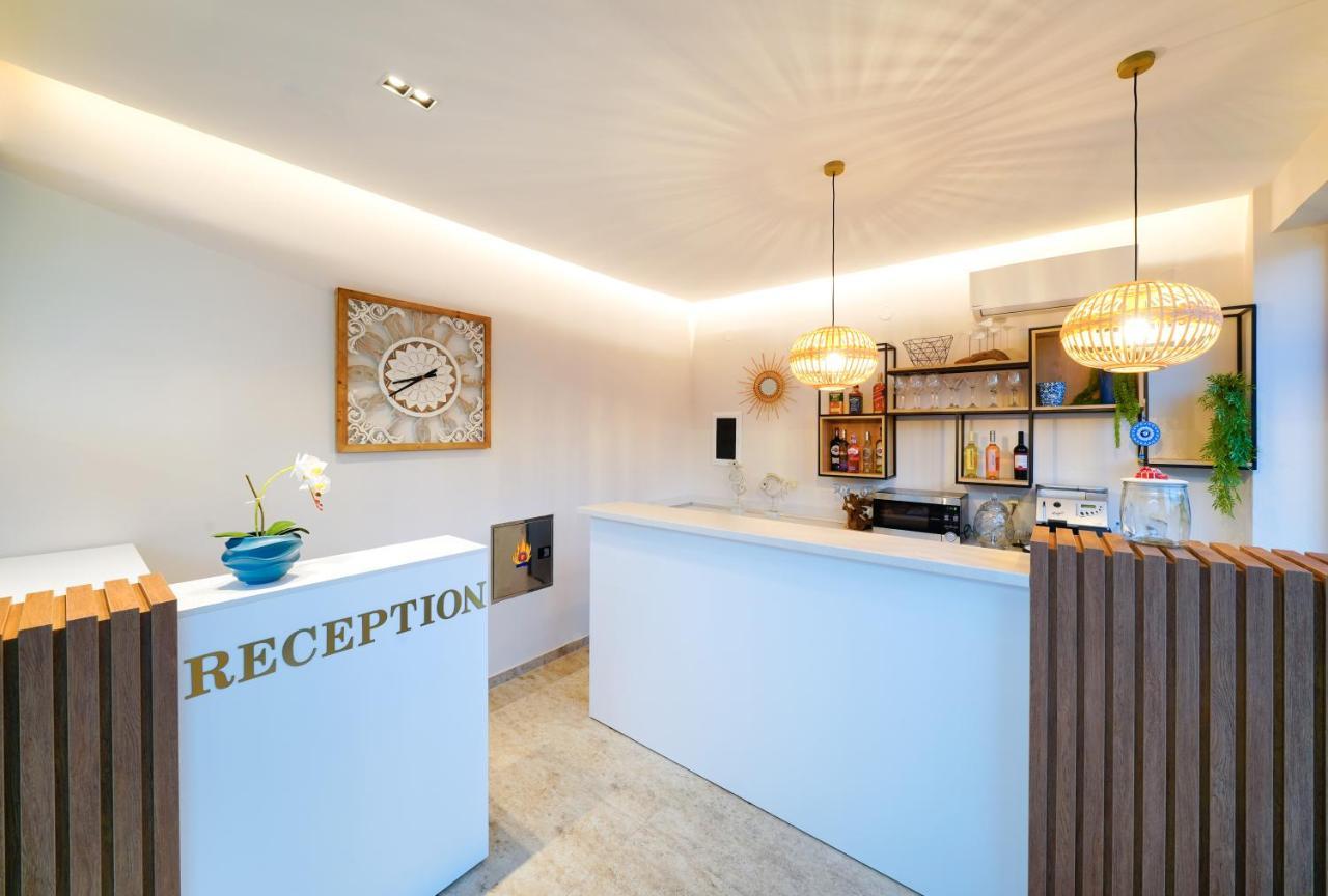 Aparthotel Tereza Golden à Chrysi Ammoudia Extérieur photo