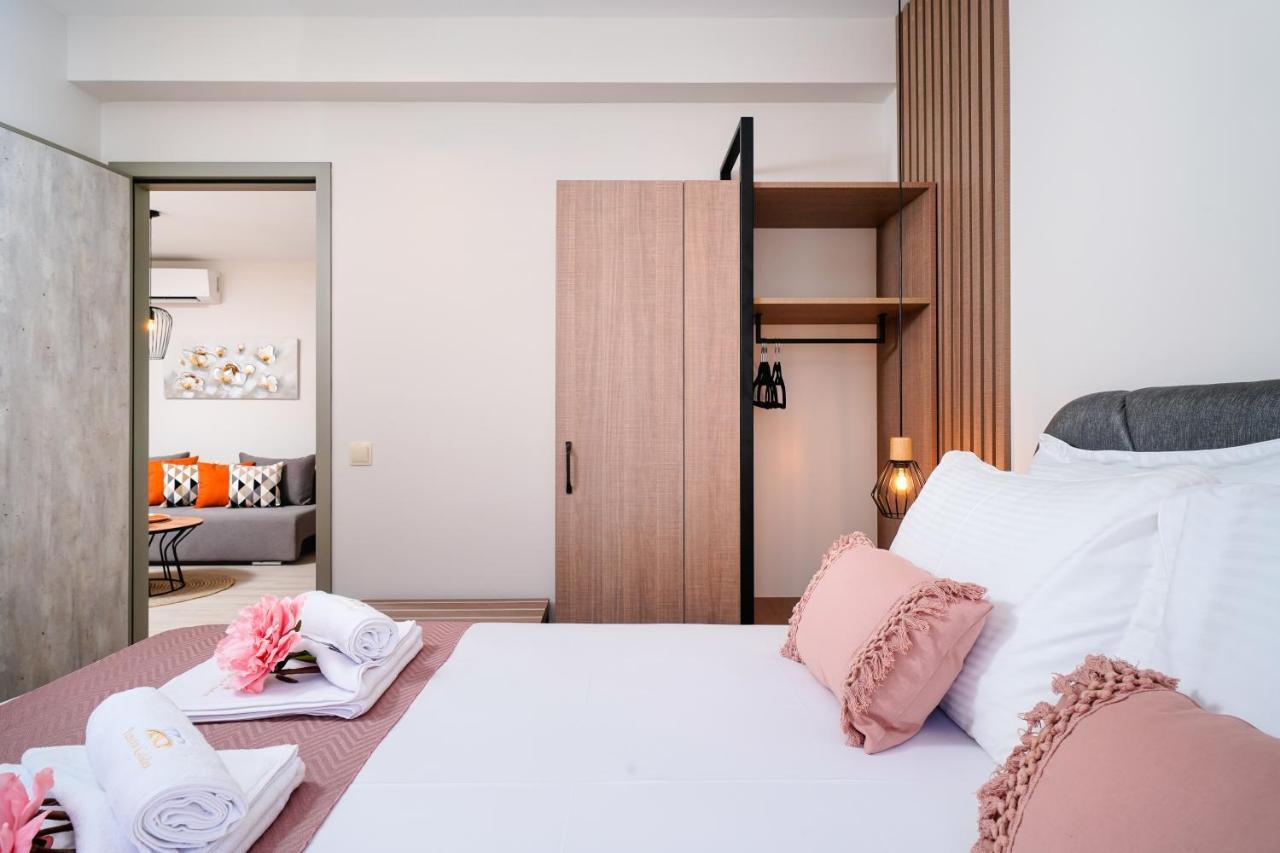 Aparthotel Tereza Golden à Chrysi Ammoudia Extérieur photo