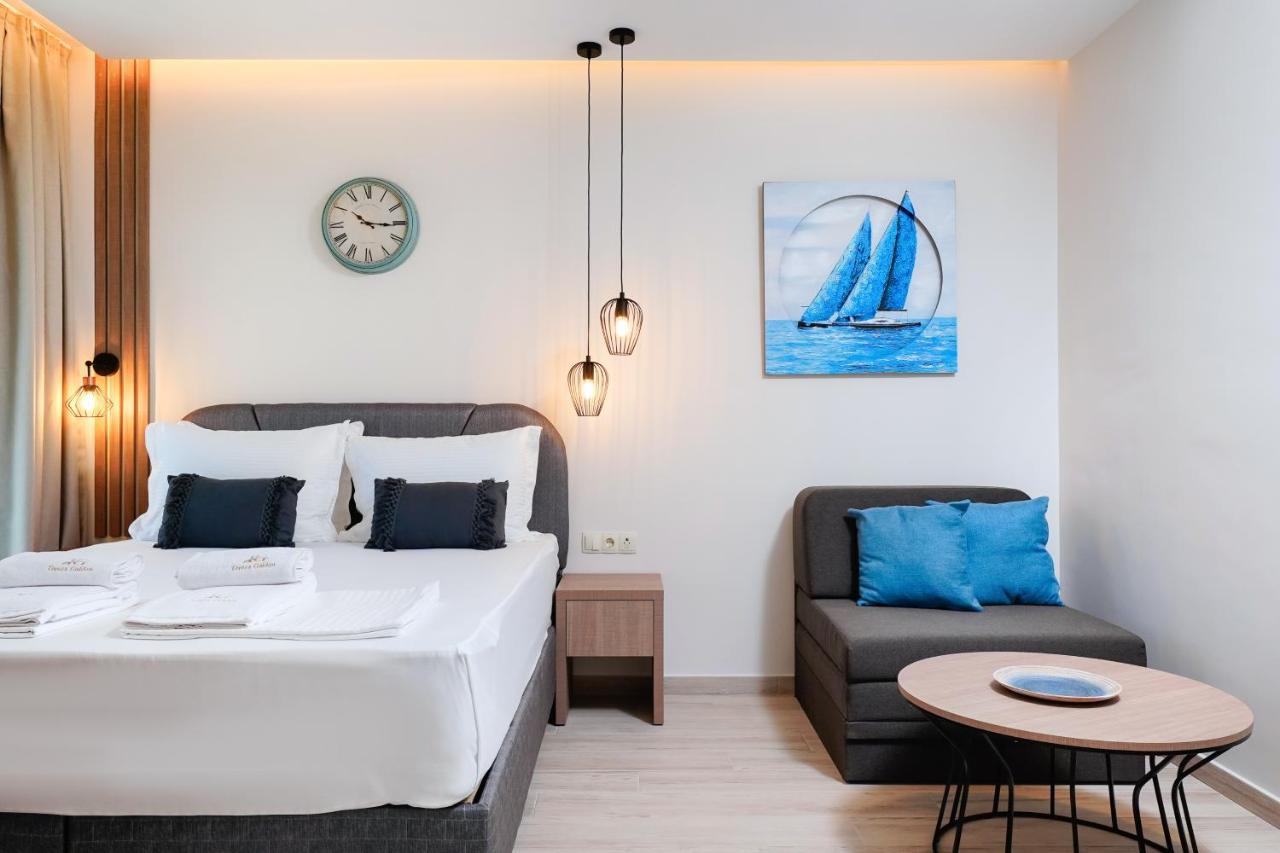 Aparthotel Tereza Golden à Chrysi Ammoudia Extérieur photo