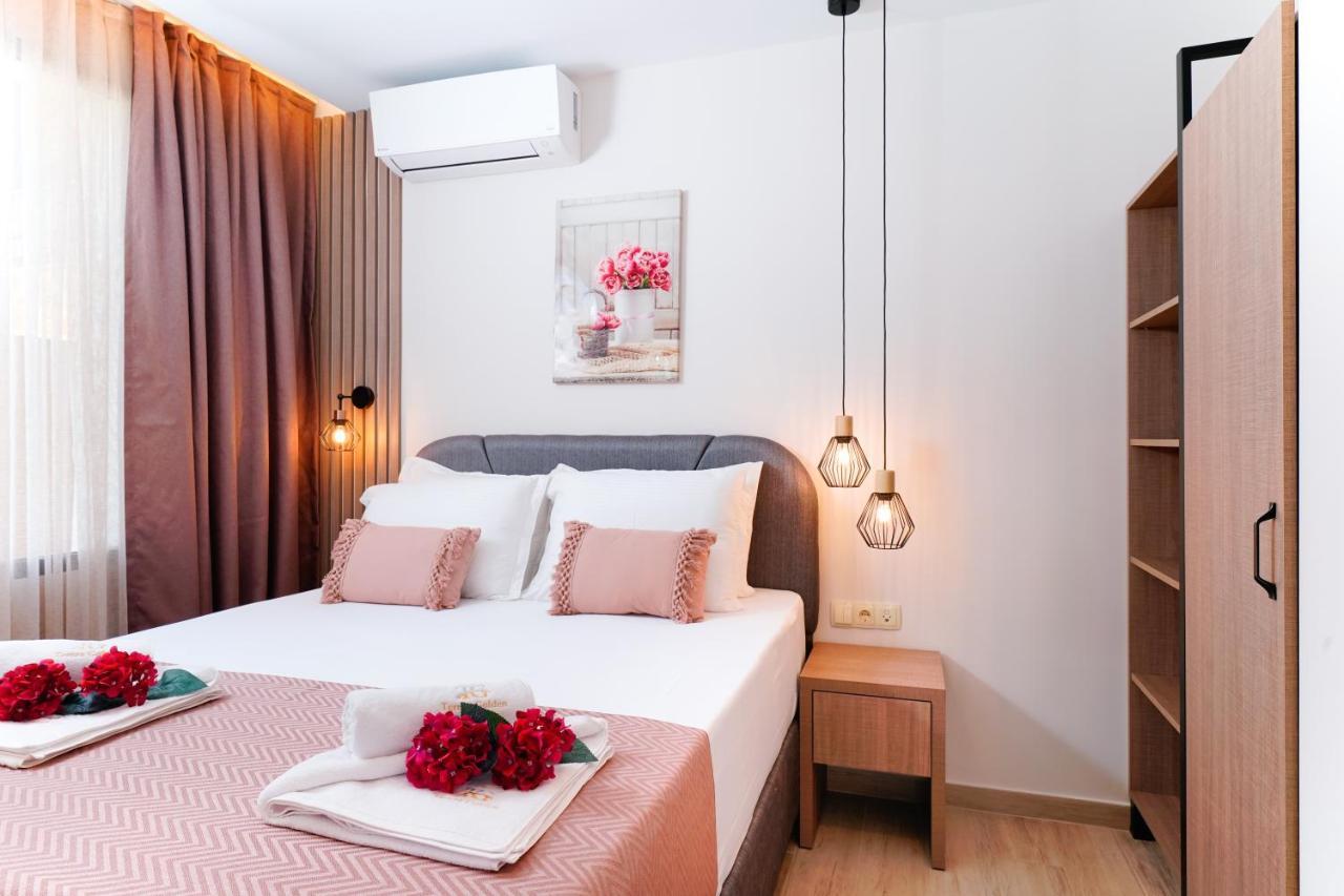 Aparthotel Tereza Golden à Chrysi Ammoudia Extérieur photo