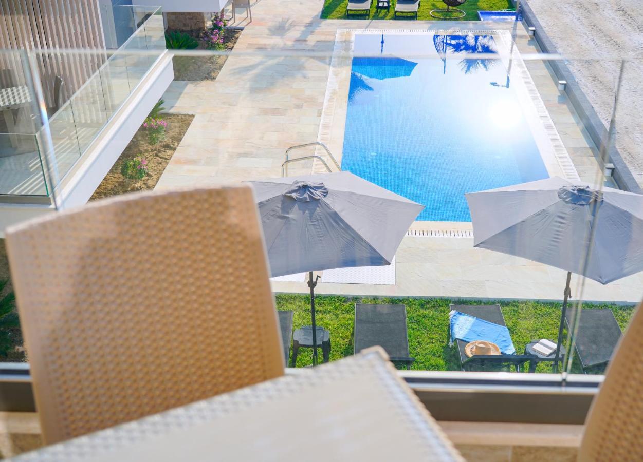 Aparthotel Tereza Golden à Chrysi Ammoudia Extérieur photo