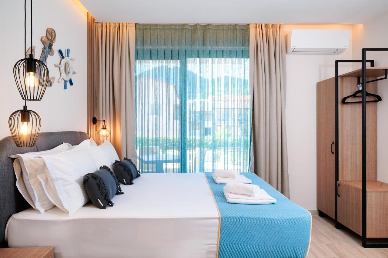 Aparthotel Tereza Golden à Chrysi Ammoudia Extérieur photo