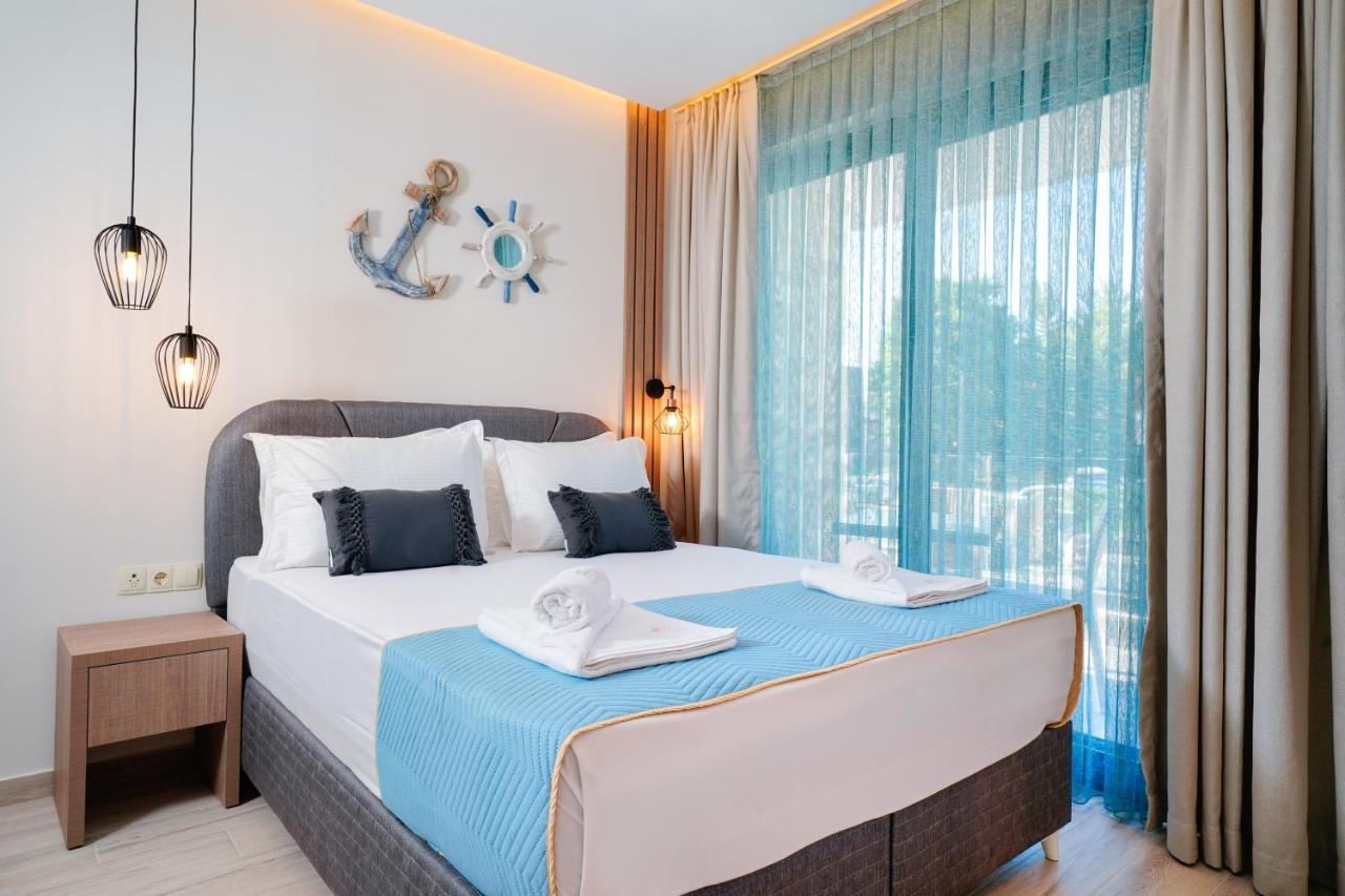 Aparthotel Tereza Golden à Chrysi Ammoudia Extérieur photo