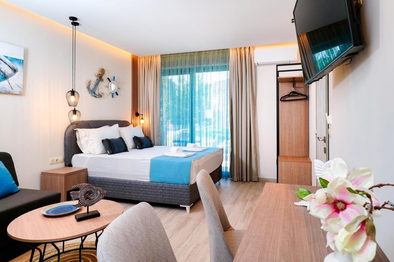 Aparthotel Tereza Golden à Chrysi Ammoudia Extérieur photo